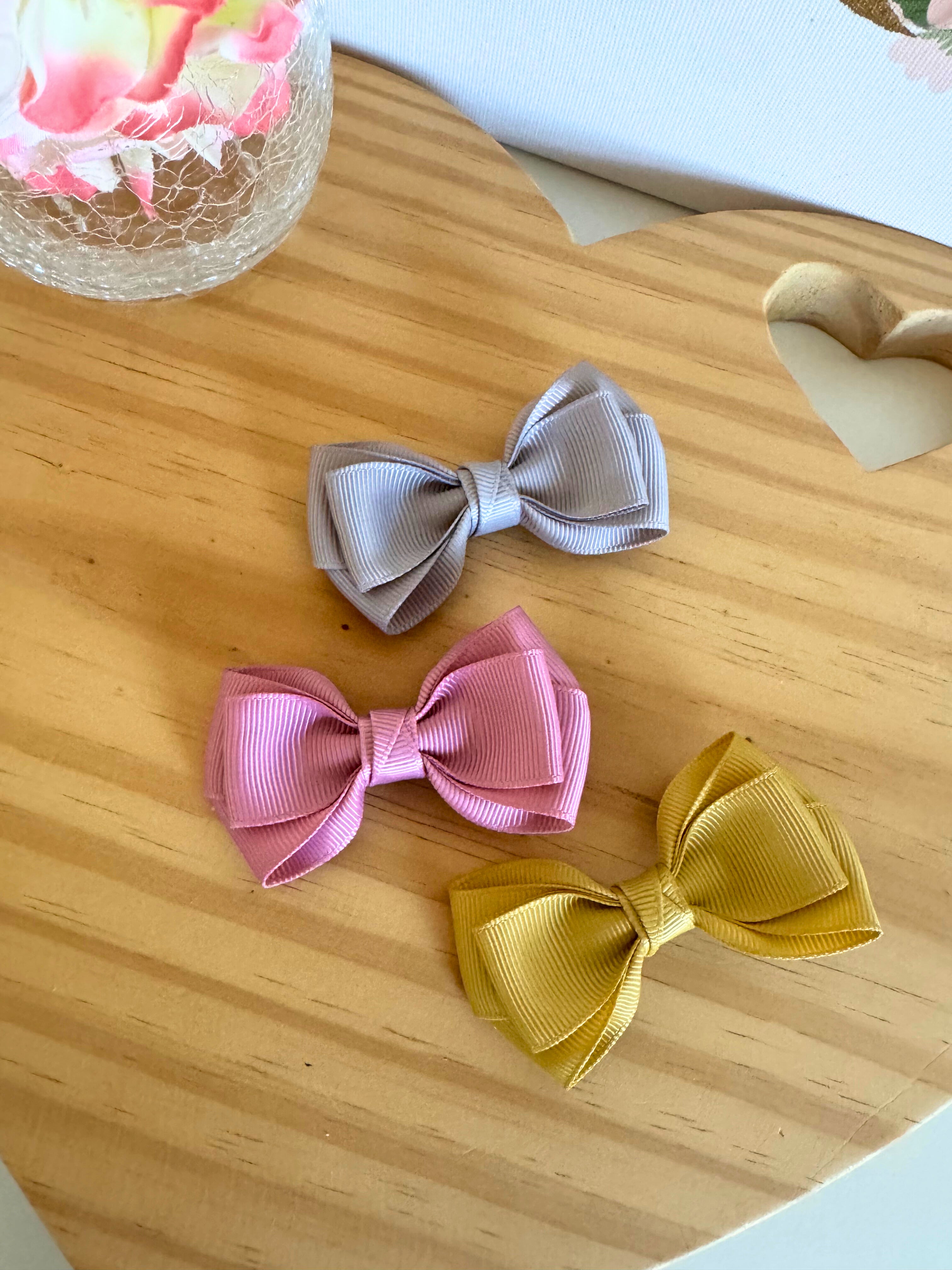 Colors - Hair Bow