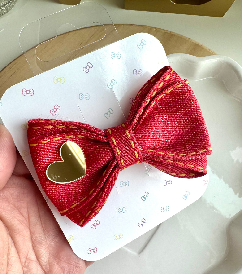 Gold Heart bow