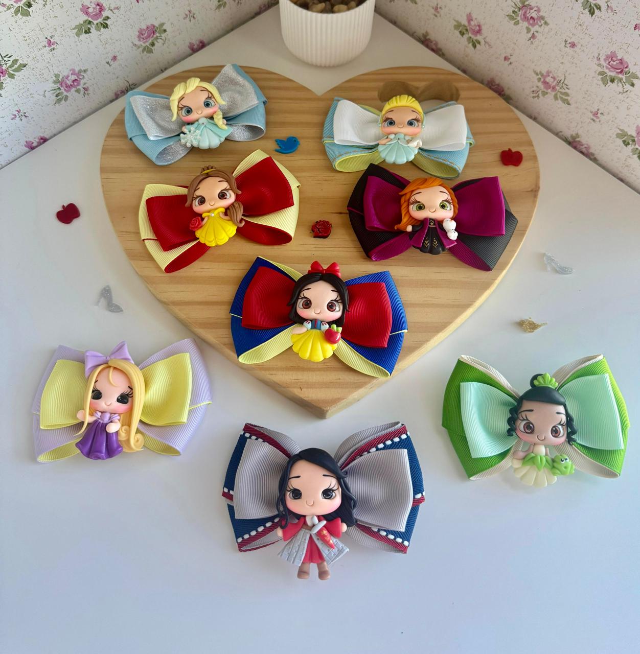 Princess - Hair Bow